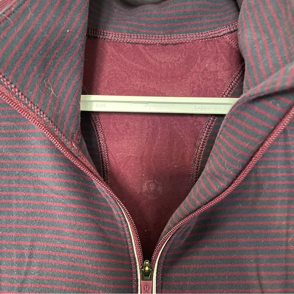 ✖️Unavailable✖️Lululemon 3/4 zip sweater - Picture 6 of 10